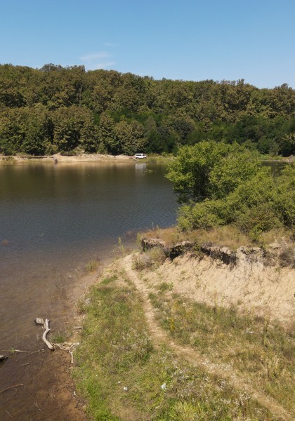 Lacul Tauț